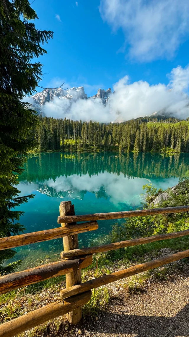 In 2 months … 🤭🏔️🇮🇹✨
Est ce que tu pars dans les Dolomites cette année ?? Parce que nous… ouiii 🥹🥰 notre région préférée d’Italie !!

Retrouve notre guide (lien en bio) avec tous nos spots, les petits coins secrets, nos spots vans…